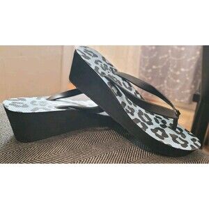 Coach Womens Loralyn Wedge Flip Flops Black  Blue Cheetah Size 8 NEW Pool Beach